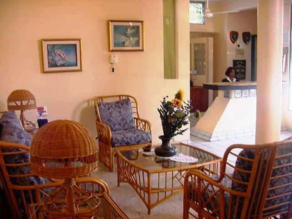Hotel Caribe Barahona Buitenkant foto