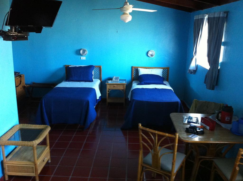 Hotel Caribe Barahona Buitenkant foto