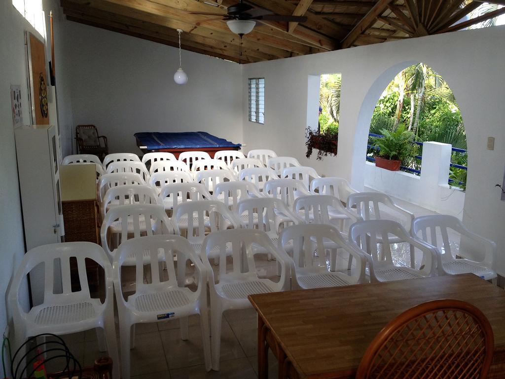 Hotel Caribe Barahona Buitenkant foto