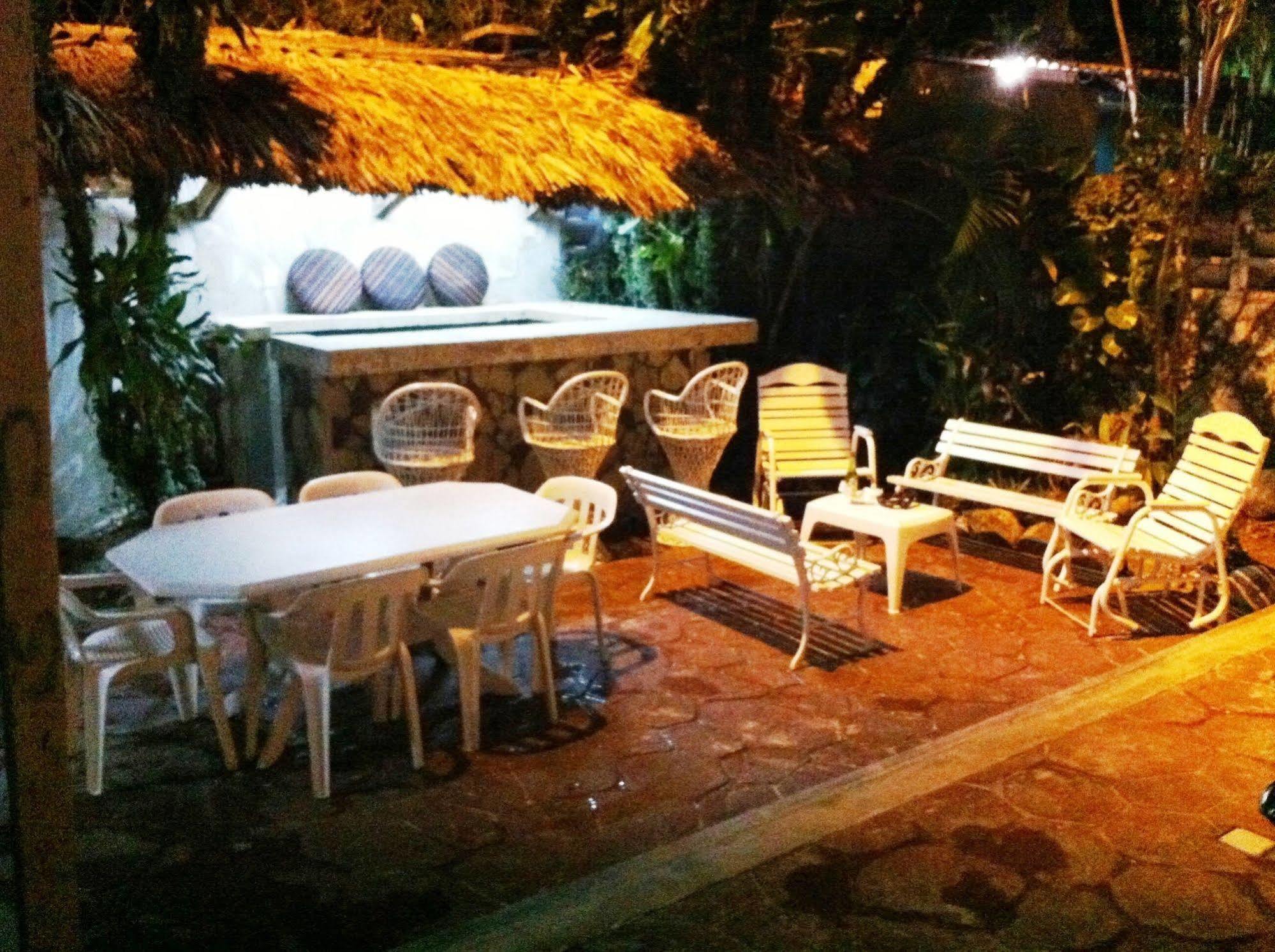 Hotel Caribe Barahona Buitenkant foto